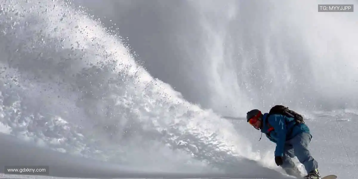 🎯 球星同款，即刻拥有！体育周边商城，解锁你的专属热爱！